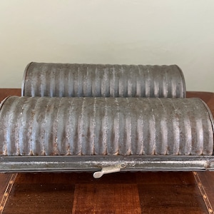 1890s Round Bread Loaf Baking Pan or Steamed Pudding Mold | Antique Kitchen Gadget