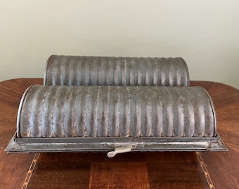 1890s Round Bread Loaf Baking Pan or Steamed Pudding Mold | Antique Kitchen Gadget