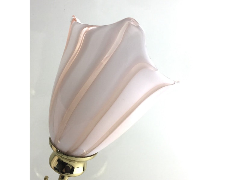 RARE Vintage Murano Glass Pink Calla Lily Lamp, Mid Century Modern Brass Table Lamp, Pink Striped Flowers, Hollywood Regency Accent Light image 7