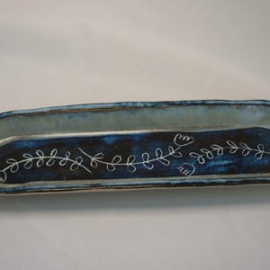 Floral Tray – Handmade Ceramic Jewelry Tray – Sgraffito Flowers