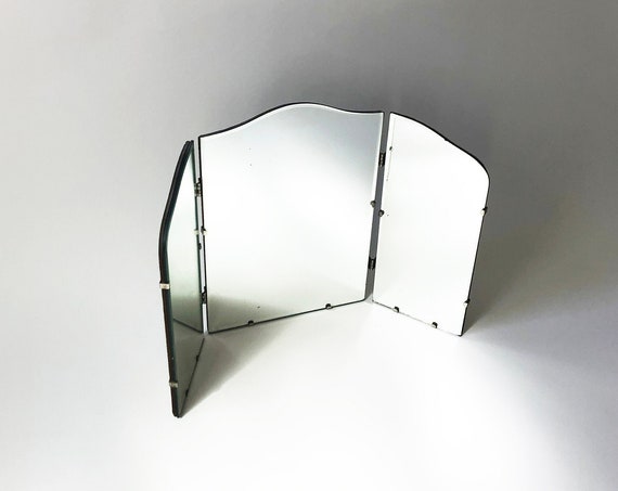 Eclectic Inventory, Three Panel Vanity Mirror