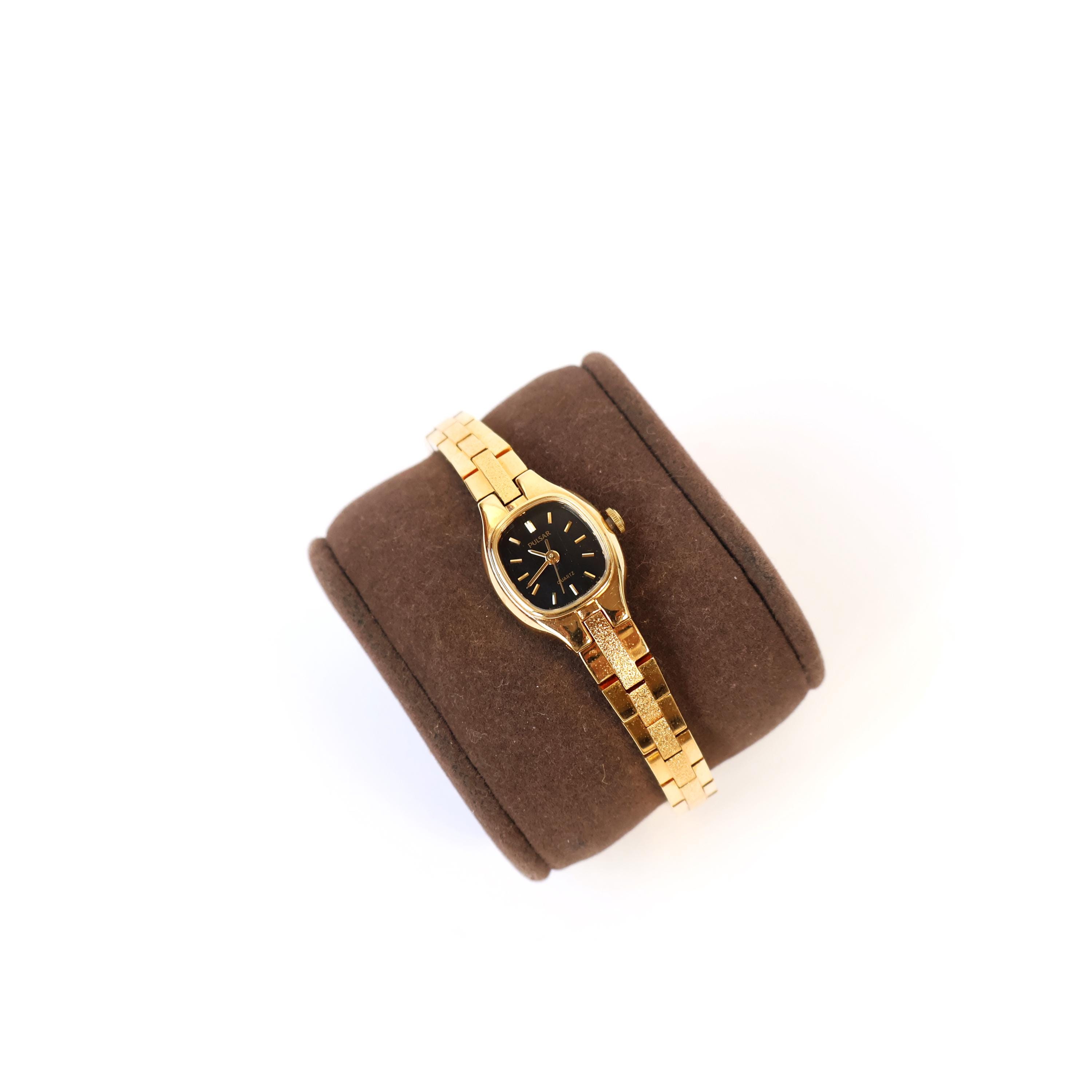 Pulsar Gold and Black Timepiece Pulsar Quartz Wrist Watch – Ticktock Guru main image 3