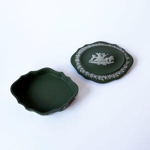 Wedgwood Jasperware trinket box