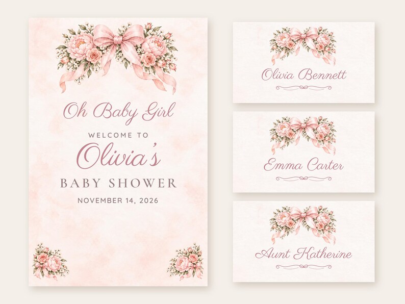 K&ouml;nnte beinhalten: Eine vertikale Babyparty-Einladung und drei rechteckige Platzkarten mit einem blassrosa Aquarellhintergrund, Blumenarrangements mit rosa Rosen und einer gro&szlig;en rosa Schleife. Der Text lautet: Oh Baby Girl WELCOME TO Olivia's BABY SHOWER NOVEMBER 14, 2026, Olivia Bennett, Emma Carter und Aunt Katherine.