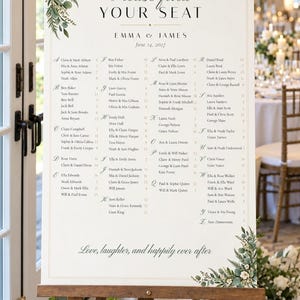 Pakket met gepersonaliseerde trouwborden, welkomstbord met groen, tafelindeling, naamkaartjes, menu- en barbord, printbare digitale bestanden. afbeelding 2