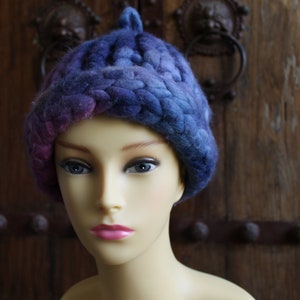 Chunky hat Knitted hat Navy Blue Winter hats Gift for her Chunky knit hat Wool hat Knit Hat Knitted Merino Wool Hat Sky Blue Cobalt Cloudy