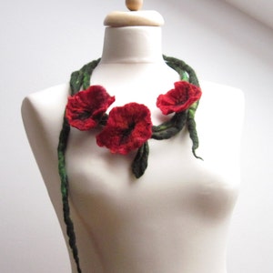 Felt Flower Necklace Red Wild Poppy Felt Floral Necklace Three Felted Flowers on Long Green Dread Spring Fashion Belt Headband Papaver image 3