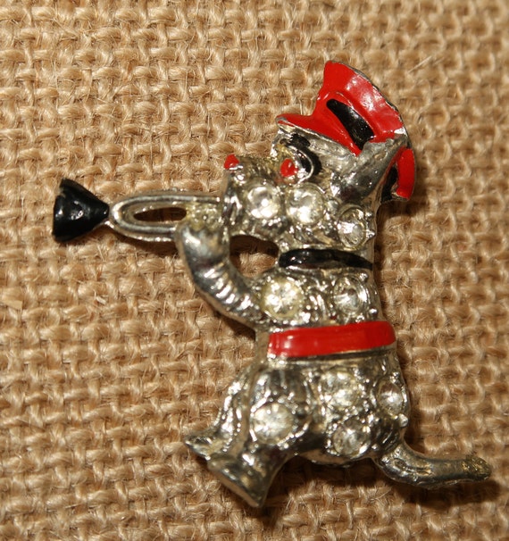 Vintage Trumpet Playing Scotty Dog Brooch - image 3