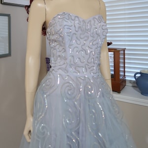 1950s Blue Tulle Strapless Ballerina Length Party Dress Size Small