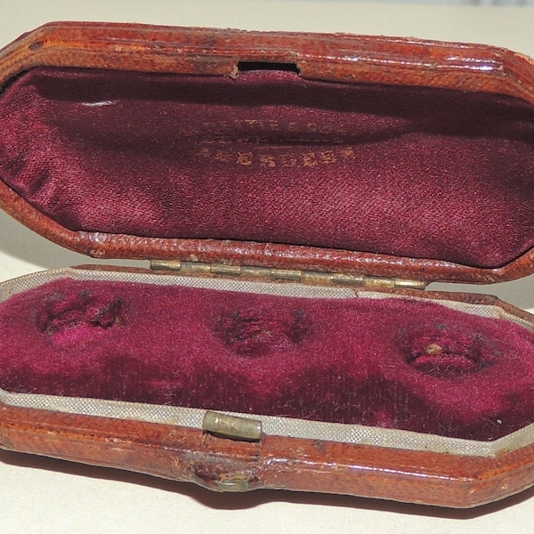 Victorian M Rettie & Sons Jewellers, Leather Jewelry Box, Aberdeen Scotland 3 x 1 1/2 x 1/2 inch