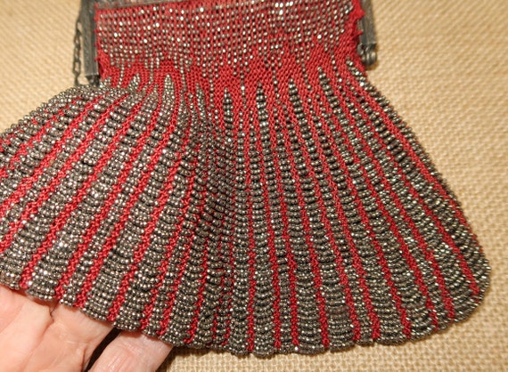 Antique Red Glass Beaded Crocheted Flapper Bag - image 3