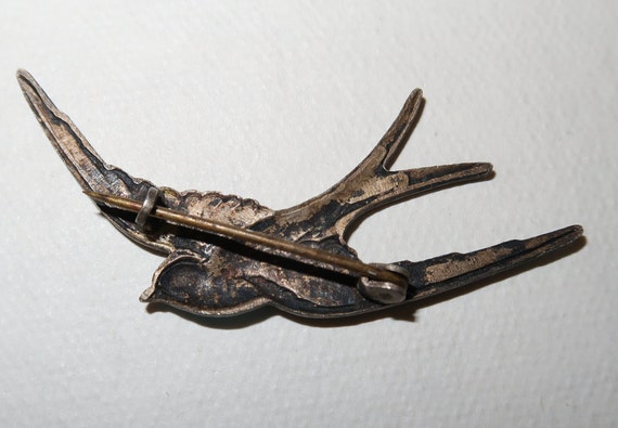 Antique Enamel Bluebird Brooch - image 4