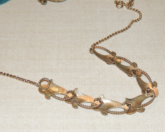 1950s VAN DELL Gold Tone Necklace - image 4