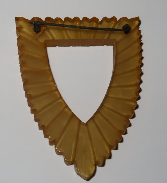 Vintage Bakelite Belt Buckle and Matching Brooch - image 5