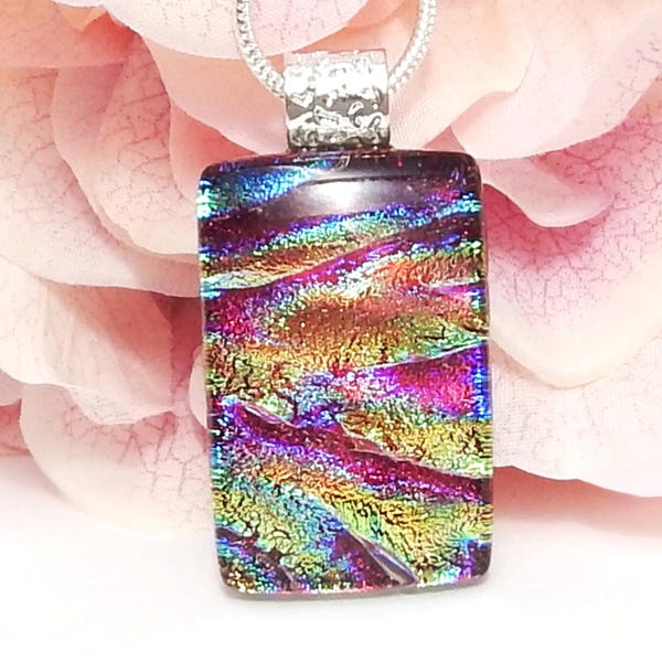 ZAREZERWOWANE DLA MARIEJOSE Wisiorek ze szkła dichroicznego Russet and Rainbow Ripple