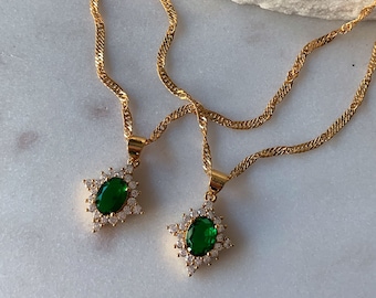 Majestic Green Emerald Necklace