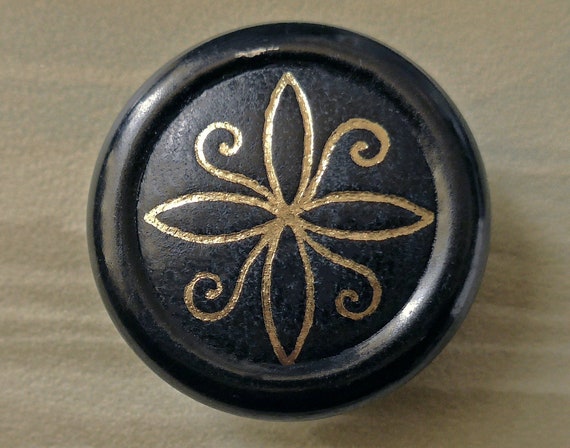 「BUTTON」STATUE Leather BLACK Leather Button, Black, Gold Embossed, Vintage. Black Leather