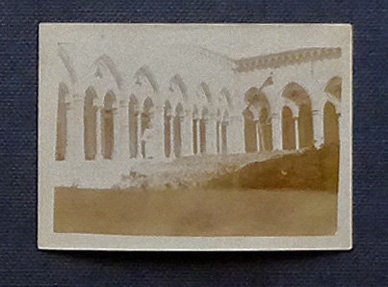 5 different The photographs were taken by a British soldier in Israel at the time. 1917 vintage Jerusalem photographs