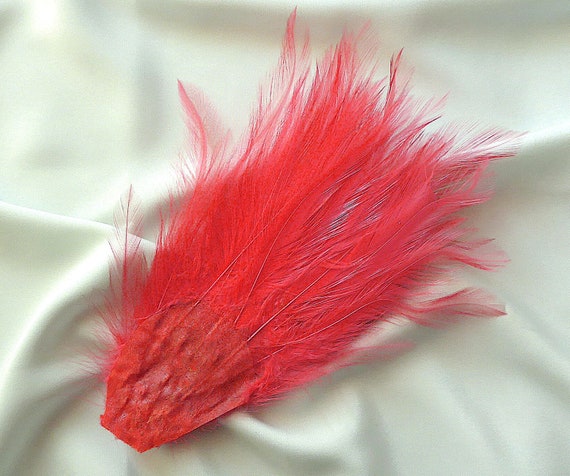 Feather plume, red with a tinge of pink, vintage.… - image 2