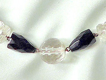 Collier Ancien Art Déco 3 Rangs En Chute Perles Facettées Jais – Très Bon état