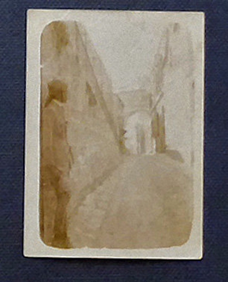 5 different The photographs were taken by a British soldier in Israel at the time. 1917 vintage Jerusalem photographs