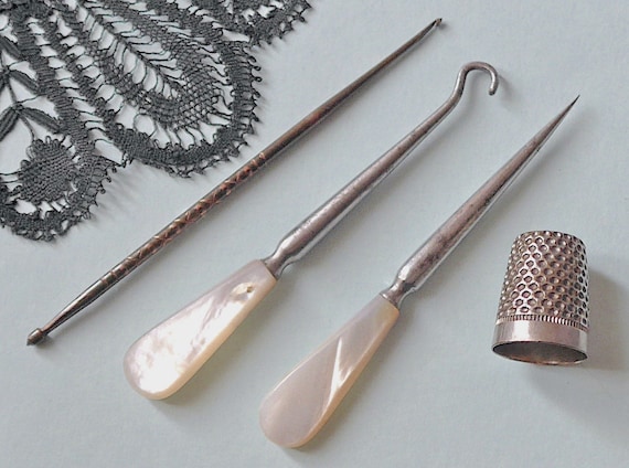 Sewing Box/workbox Tools, Antique. Small Tools, Tinted Crochet Hook, Pearl  Button Hook, Pearl Brodder/fyd, Thimble. No. 5. 19th. Cent. 