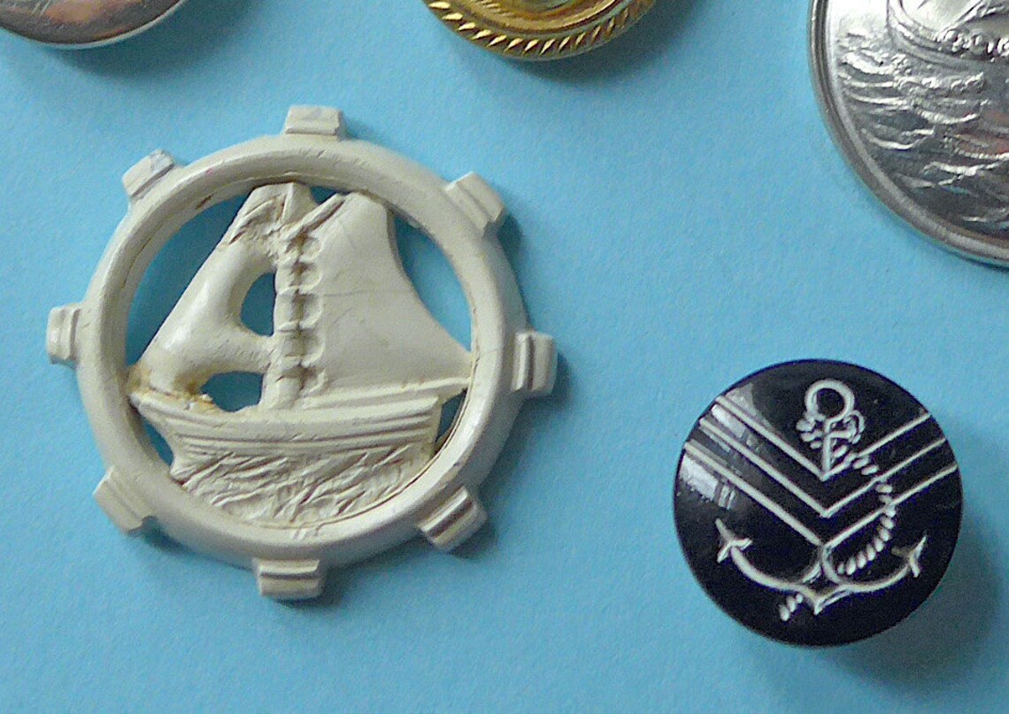 Ship Button Nautical Buttons, 7 Different, Vintage. Boats, Ships and Anchors ...