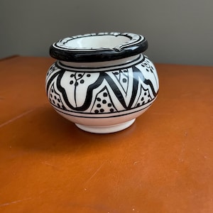 Handmade Italian Black & White Ceramic 2pc Ashtray with Removable Top Ash Tray