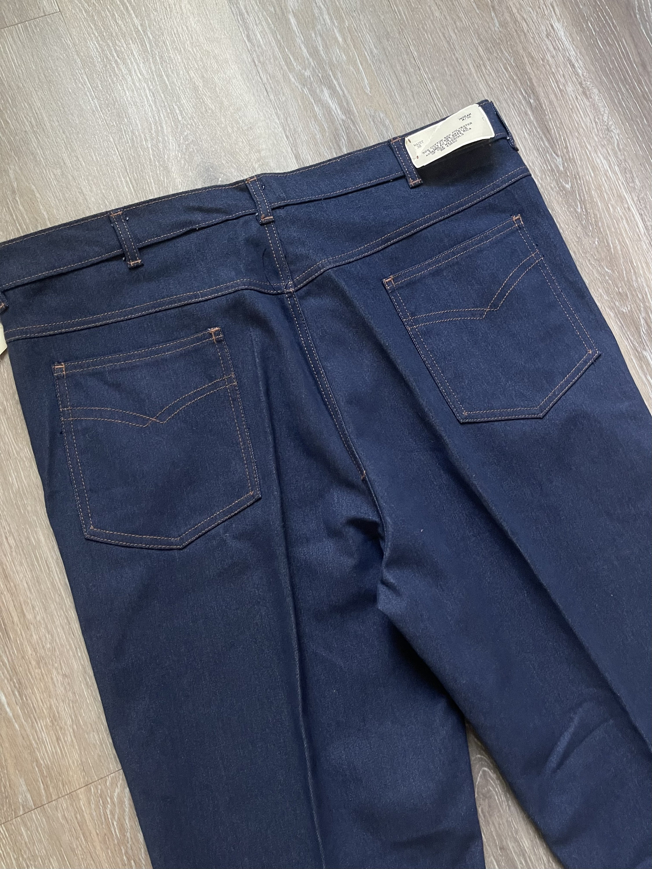 Dark Wash Heavy Gold Thread Jeans Flare 