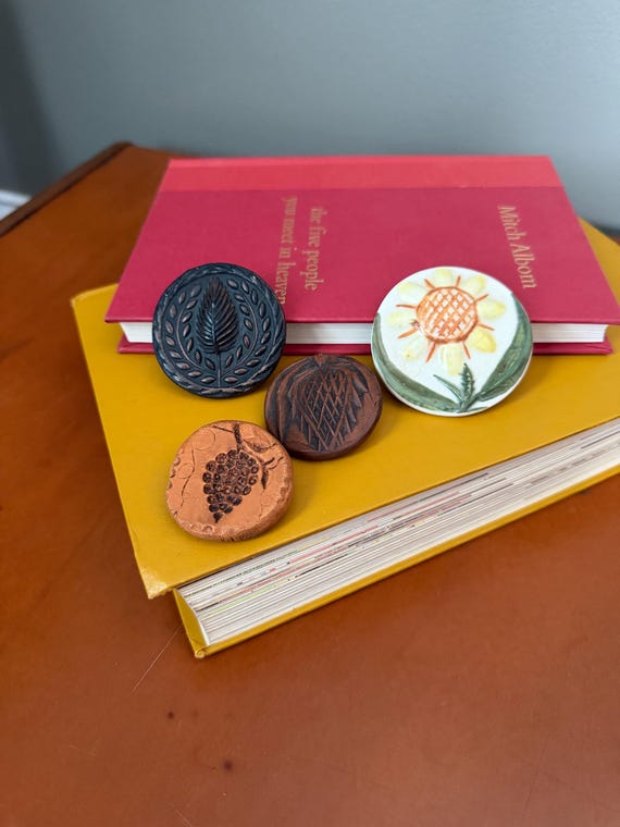 4 Vintage Handmade Ceramic Round Pottery Brooch Pins