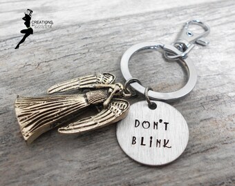 Don't Blink Keychain | Doctor Who Keychain | Dr Who Keychain | Whovian Gift | Weeping Angel Keychain | Doctor Who Accessory | Cosplay