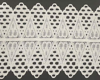 5" white scalloped lace fabric trim 10 yards