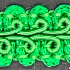 Garniture en tissu tressé gansé chinois vert émeraude de 1/2 po, 18 mètres