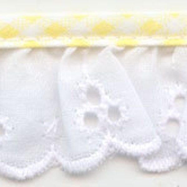 Bordure en tissu blanc à volants et oeillets de 2,5 cm (1 po.) passepoil vichy jaune et blanc 25 mètres