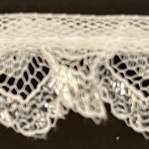 1/2&quot; wit metallic zilver gegolfde kant stofafwerking 25 Yards