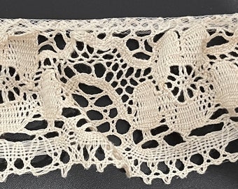 2&1/2" ivory ruffled cluny lace fabric trim 8 yards