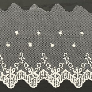 4&quot; witte geschulpte geborduurde organzastofversiering 5 yards