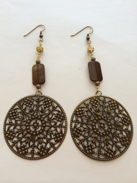 Items similar to Metal earring with Swarovski Dangles on Etsy
