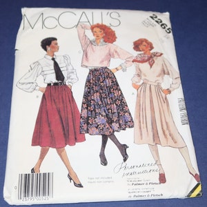 Uncut size 14, Waist 28 McCalls 2265 Misses Skirt Pattern