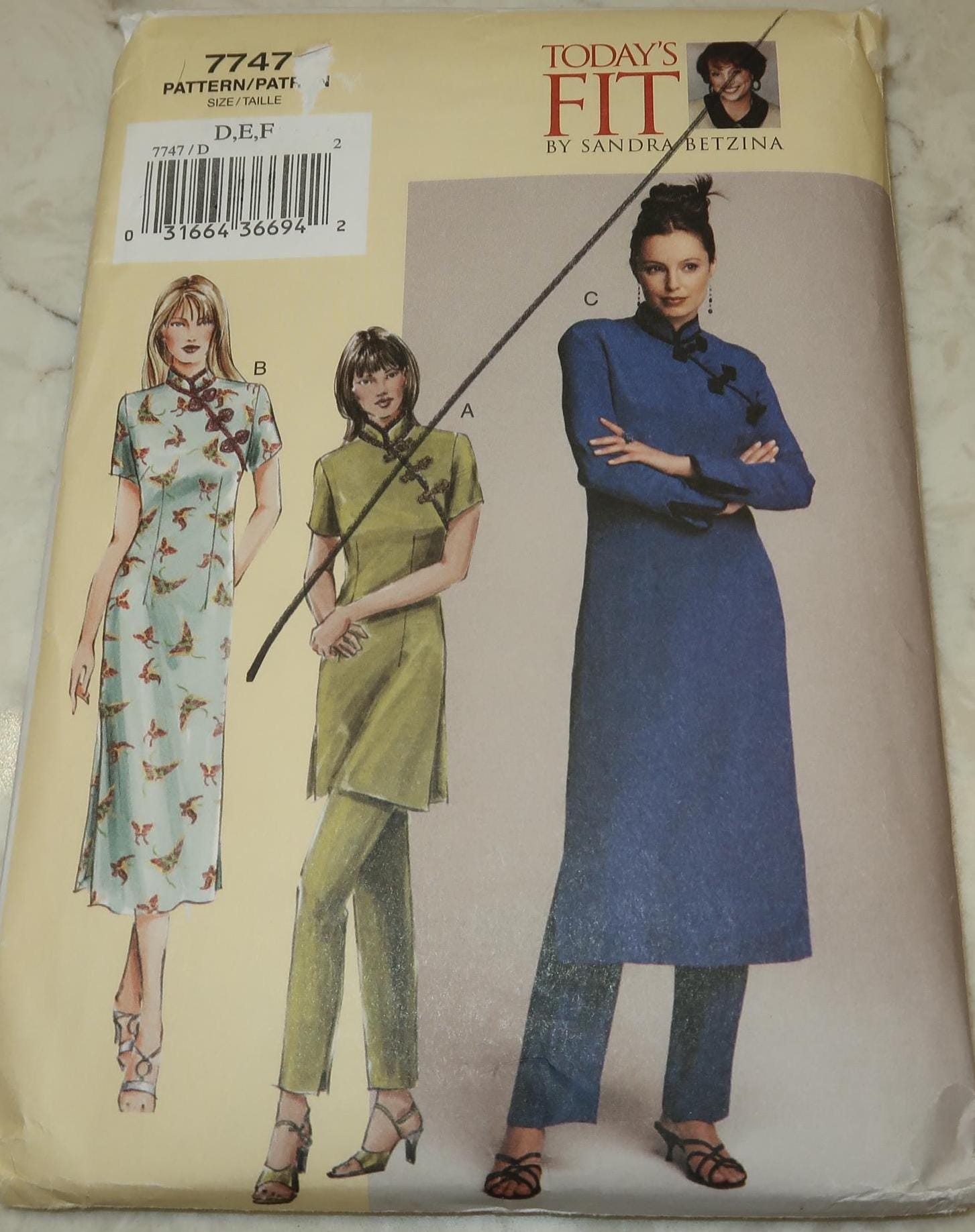 Uncut Bust 38-43 Vogue 7747 Today's Fit Tunic, Dress and Pants