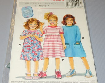 Neue Mode STIL Quick /& Easy Multisize Pattern Sizes 10-24 Uncut Factory Folded M22791 Long Sheath Dress with ruffles on bottom Unopened