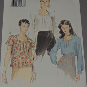 Uncut Bust 31.5-34 Vogue 7013 Misses Blouse Pattern