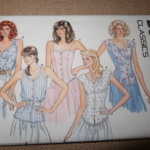 Uncut 6-8-10 Butterick Classics 5605 Misses Top Pattern dated 1987