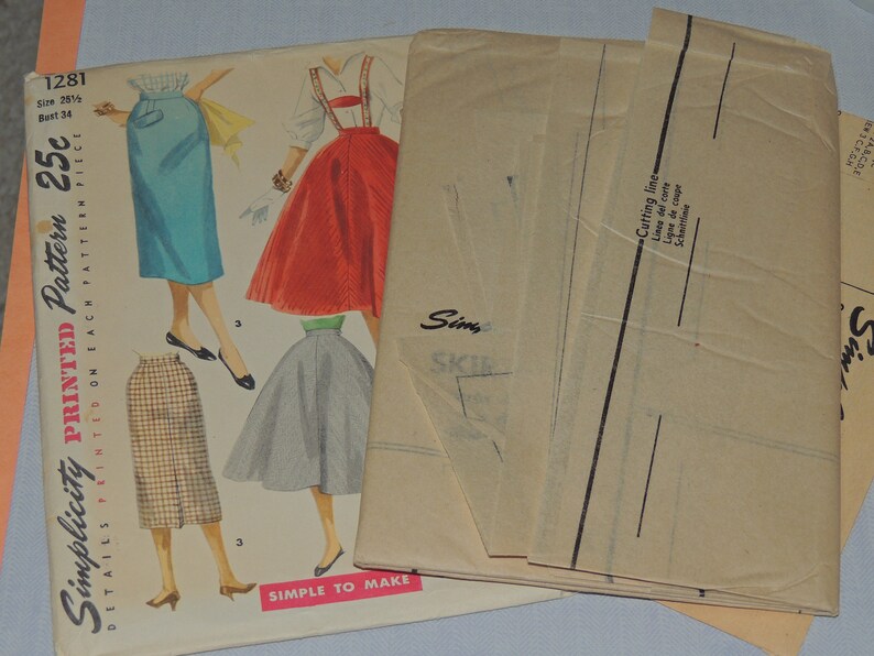 1950s Factory Folded Waist 25 12 Junior Miss Simplicity 1281 Skirt Pattern