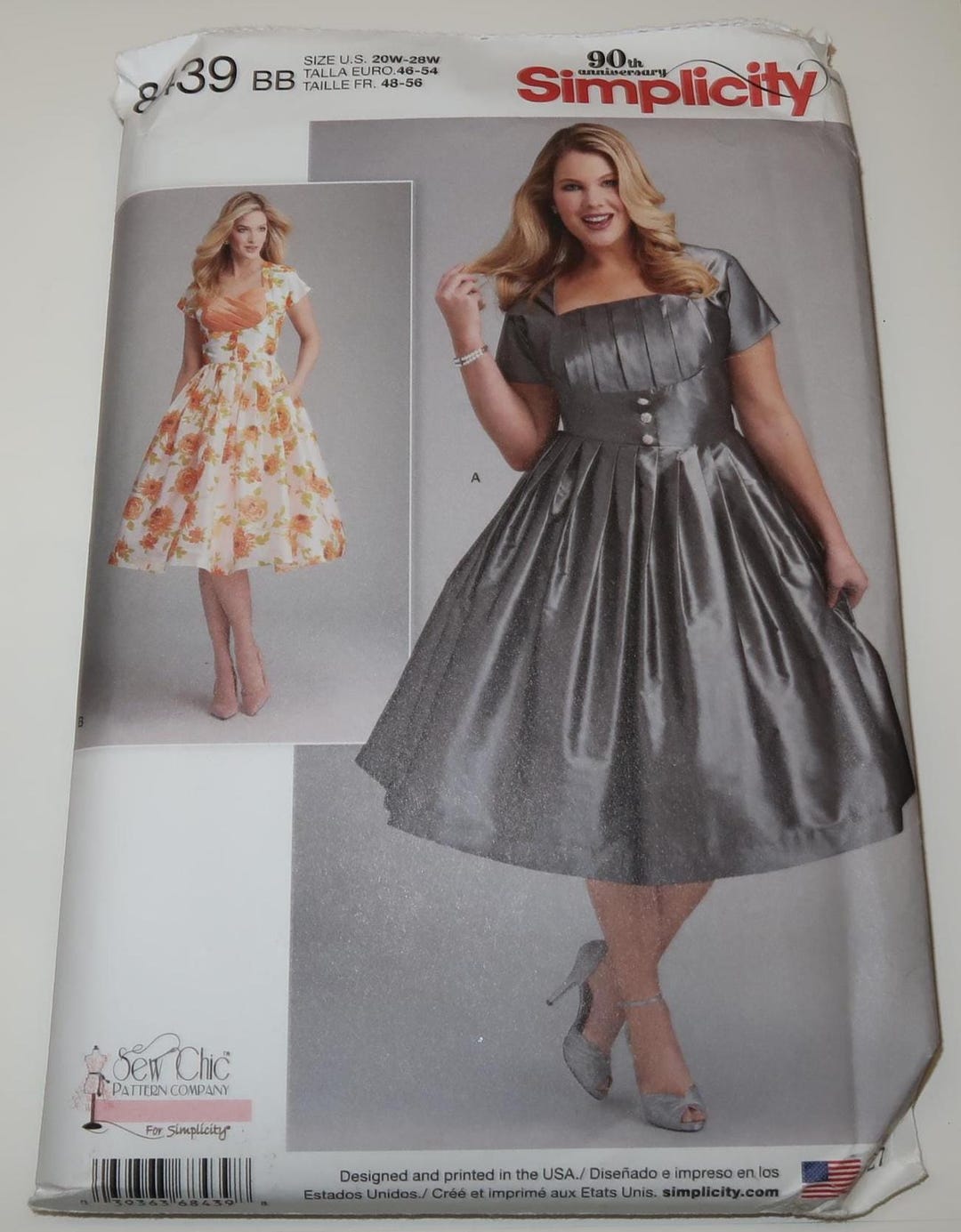 Pattern 8439 Uncut 20W-28W Simplicity 8439 Women's Dress With Bodice Variations ...