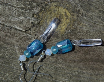 Dangle earrings/Ocean blue/Swarovski crystal/Silver plated