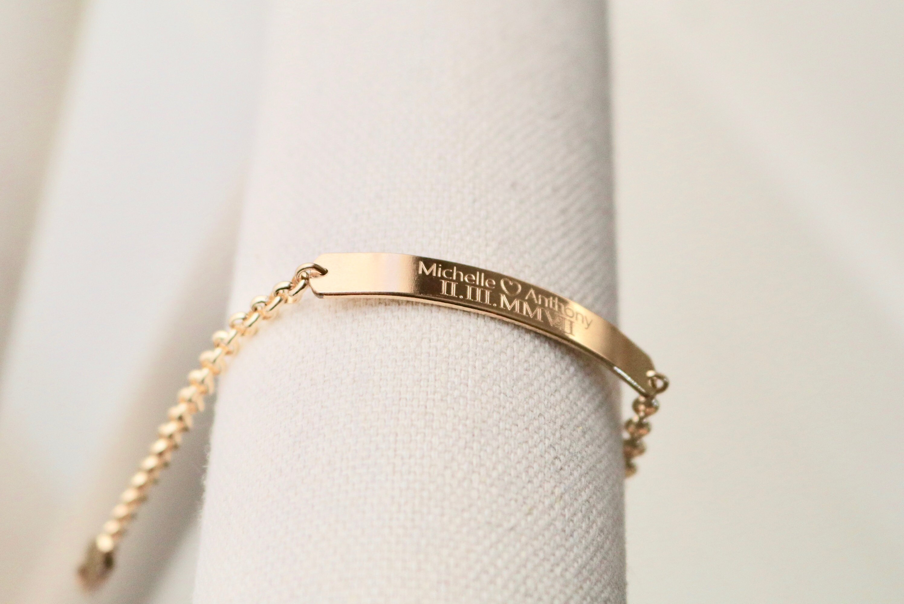 Bracelet bar 14K GoldFilled Bracelet Bar Personnalisé Etsy