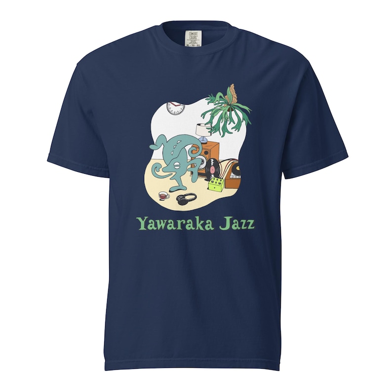 Unisex garment-dyed heavyweight t-shirt