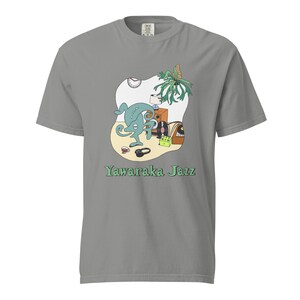 Unisex garment-dyed heavyweight t-shirt