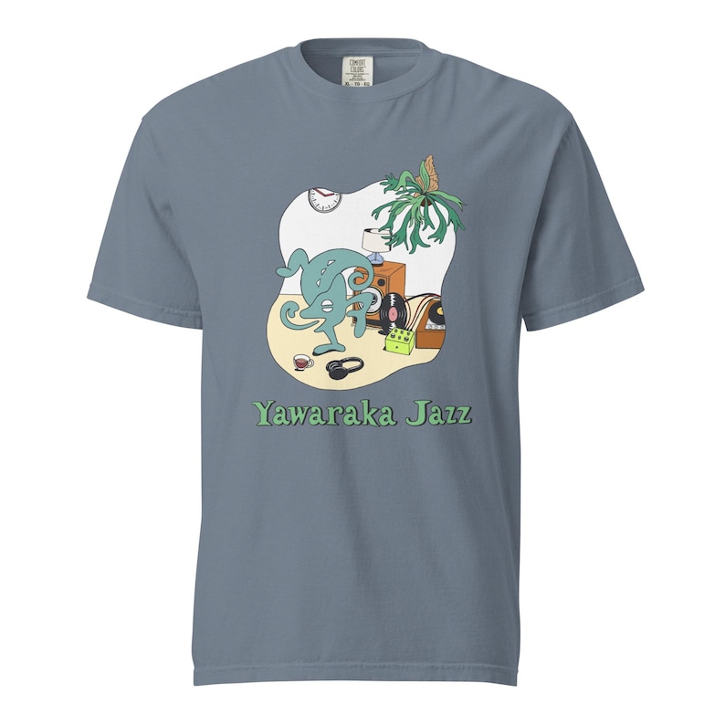 Unisex garment-dyed heavyweight t-shirt